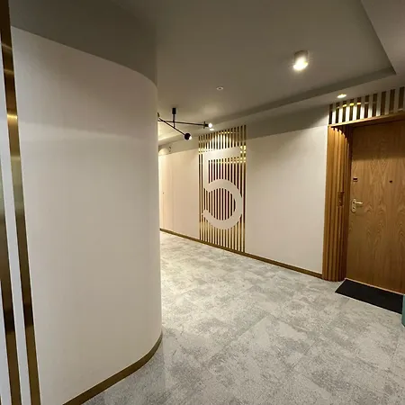Apartment Topiel 18 Executive Warsaw
