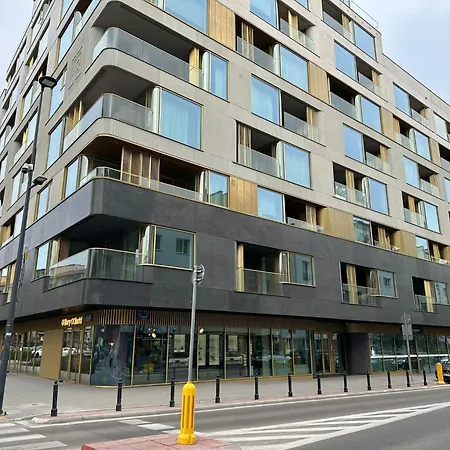 Topiel 18 Executive Apartment