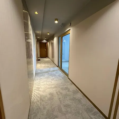 Topiel 18 Executive Warsaw