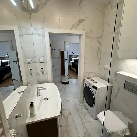 Topiel 18 Executive Warsaw